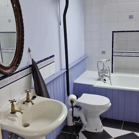 别墅 Charming Old Coachford