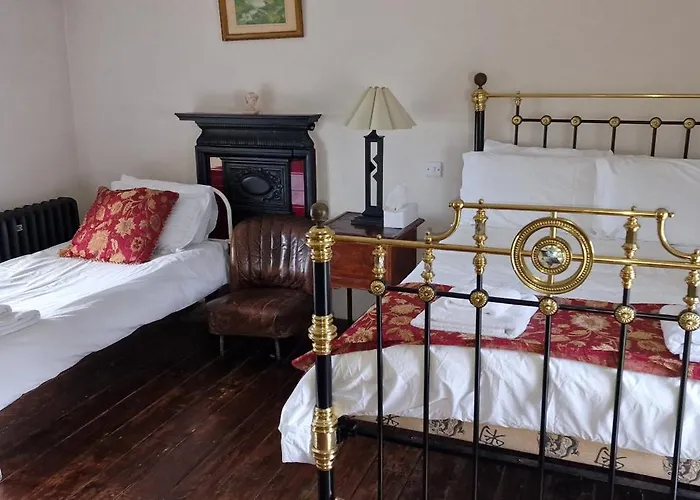 Villa Charming Old Coachford